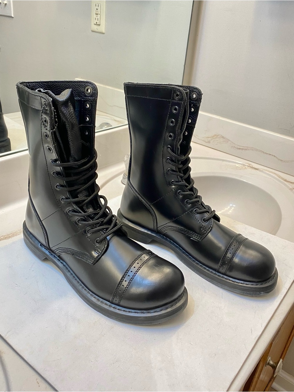 Rothco Military Leather jump boots NEW Never worn Men’s Size 10, NWOT, Clean